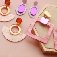 Nuevo Descubre toda la colección de colgantes llamativos