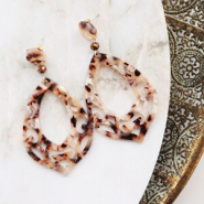 Set de inspiraciones Diseña pendientes maxi con colgantes de resina