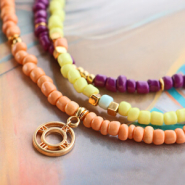 Set de inspiraciones Diseña joyería súper trendy con la nueva colección de rocallas