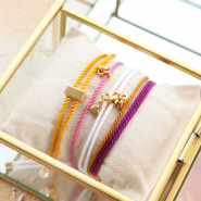 Set de inspiraciones Crea un chulísima pulsera con el cordón trendy tejido y personaliza con tu colgante favorito
