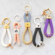 Especiales Llaveros DQ Mix&Match con cordón estilo marino