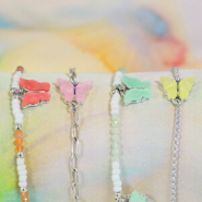 Set de inspiraciones Manos a la obra con los elegantes colgantes de mariposa