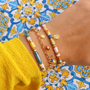 Set de inspiraciones Así se utilizan los abalorios de cerámica para confeccionar elegantes pulseras