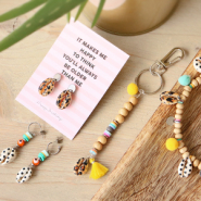 Abalorios / Colgantes Descubre también nuestro extenso surtido colgante pompón & abalorios!