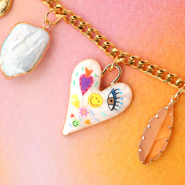 Nuevo  ¡Sí! Colgantes metálicos funky con esmalte