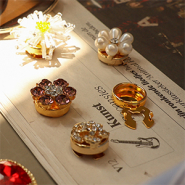 Set de inspiraciones Combina los cubrebotones con tus abalorios favoritos