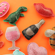 Nuevo  Colgantes llamativos de moda