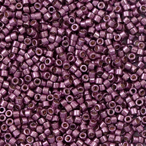 Abalorios Miyuki Delica's 11/0 Duracoat galvanized eggplant purple DB-1850