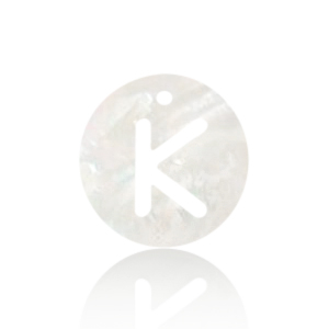 Colgantes conchas especial letra K Blanco (color natural)