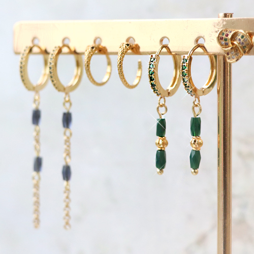 As&iacute; es c&oacute;mo se dise&ntilde;an preciosos pendientes con las fornituras de zirconia: