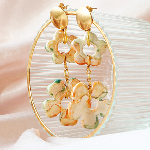 Bisuter&iacute;a con abalorios de cer&aacute;mica Griega