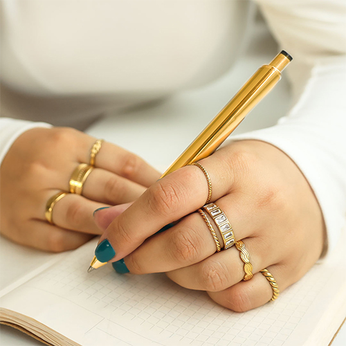 Trucos para llevar anillos de acero inoxidable