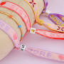 Utiliza esta hermosa cinta para tu colecci&oacute;n de pulseras