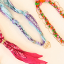 Crea coloridos collares y pulseras con bandanas