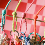 Mix & match fornituras para llaveros y cordones para m&oacute;vil