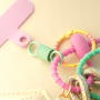 Mix & match fornituras para llaveros y cordones para m&oacute;vil