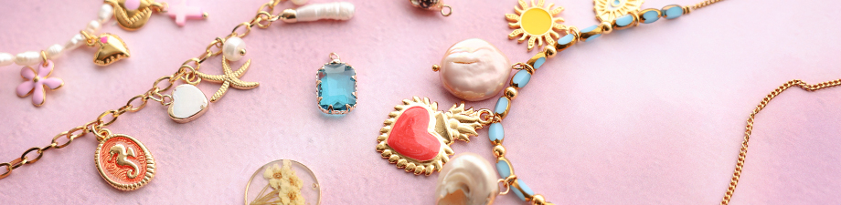 ¡Novedad! Colgantes metálicos DQ con esmalte ¡Novedad! Colgantes metálicos DQ con esmalte