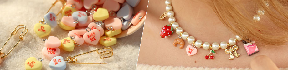 Recién llegados: Coloridos colgantes de resina navideños Recién llegados: Coloridos colgantes de resina navideños